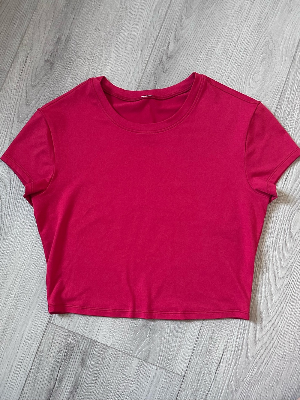 Alo- cropped finese short sleeve